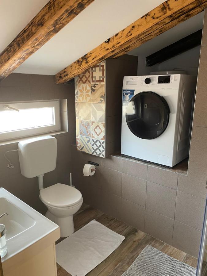 Appartement Penthouse Damjan à Banjol Extérieur photo